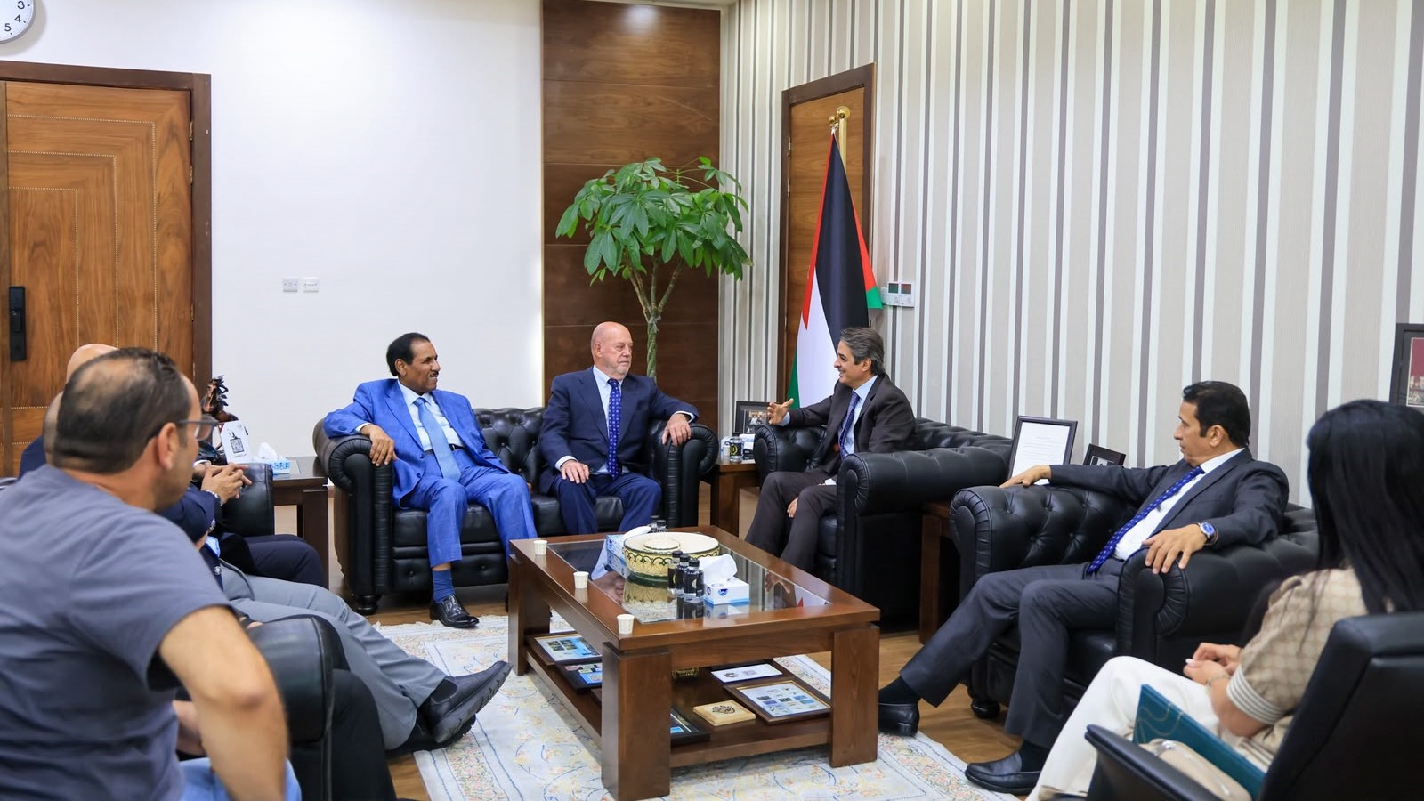 Amman eve: Espinós and Jordan’s Youth Minister lock in final preparations
